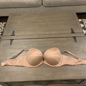 Gently used VS very sexy push-up 38C